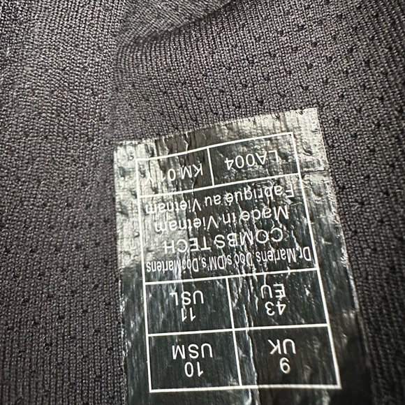 Dr. Martens Combs Tech Mens Sz US 10 Black Lace Up Buckle Combat Boots. - Picture 13 of 15